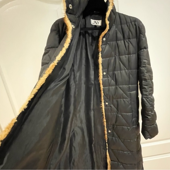 JNY Down & Fur Puffer Black with Carmel-colored trim Jones New York Med - Picture 6 of 17